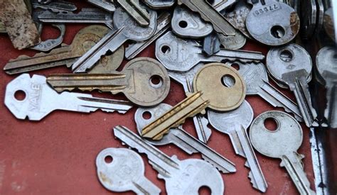 what kind of metal are house keys made from|does a locksmith make keys.